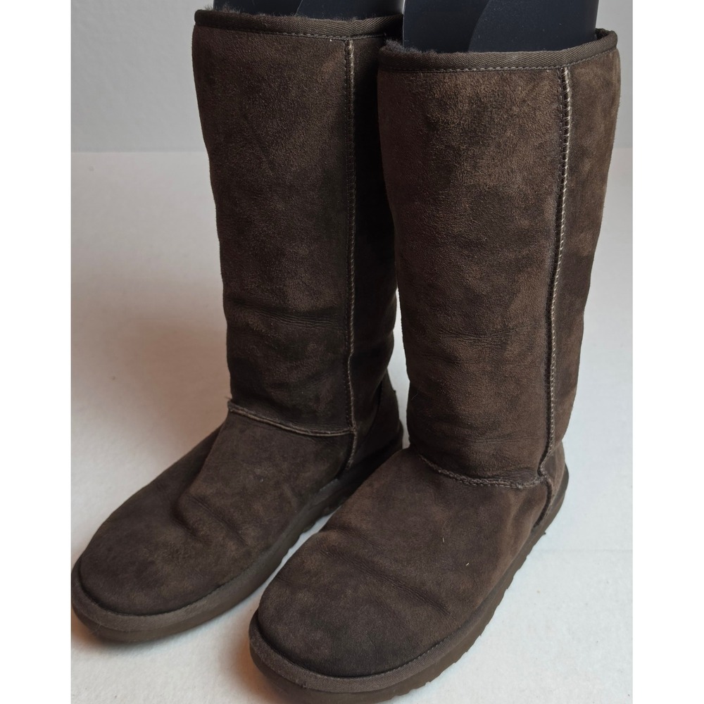 UGG Australia Classic Tall Chocolate Brown Suede Sheepskin Boots 5815 Womens 9